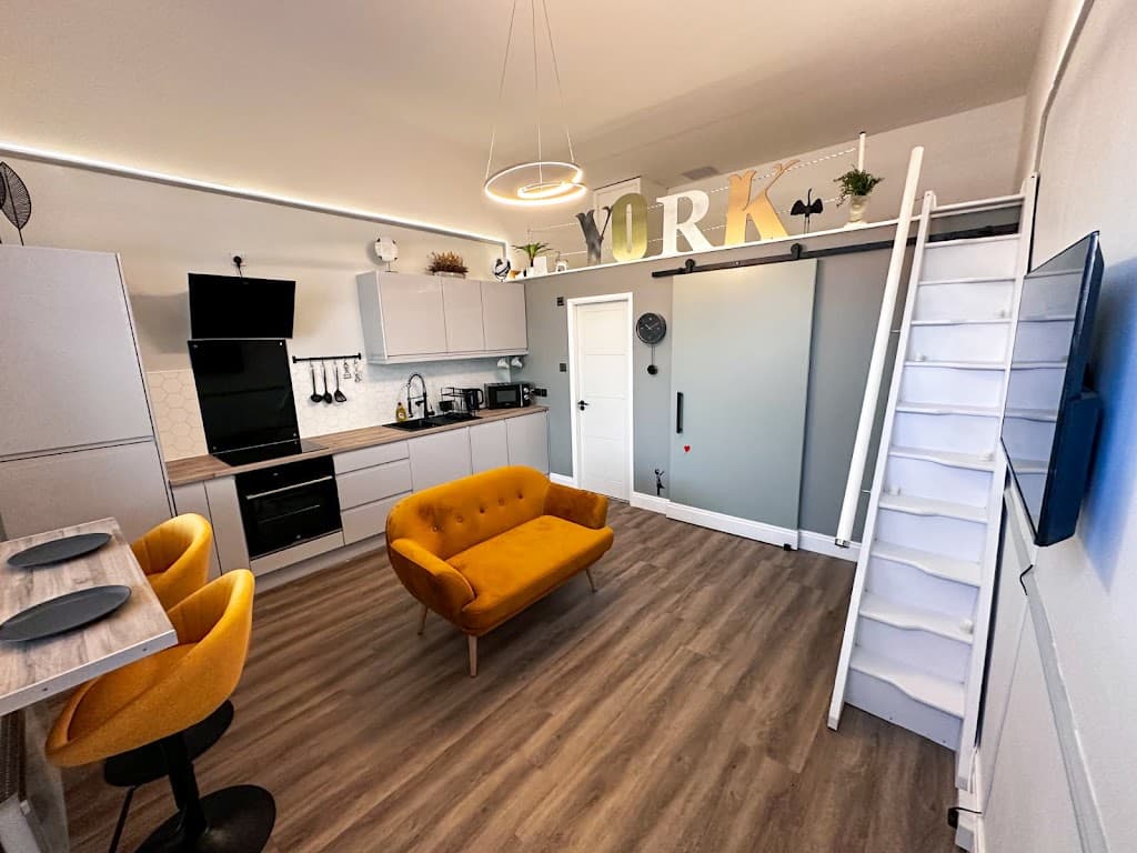 A2Z Maintenance, Electrical, Joinery & Handyman