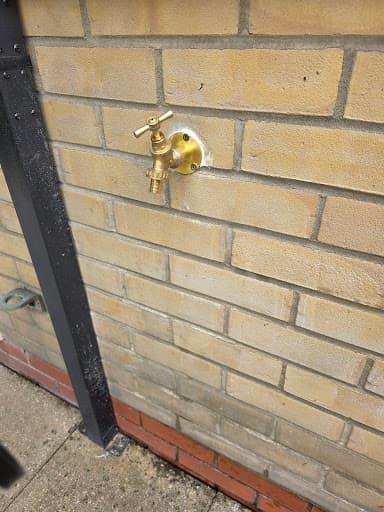 Handyman in hull — Customer photo